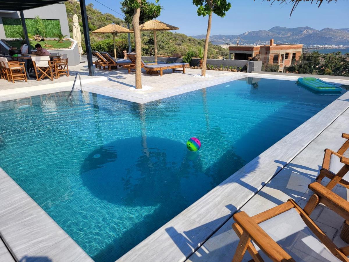 Stergiou Luxury Apartments With Shared Pool アナヴィソス エクステリア 写真