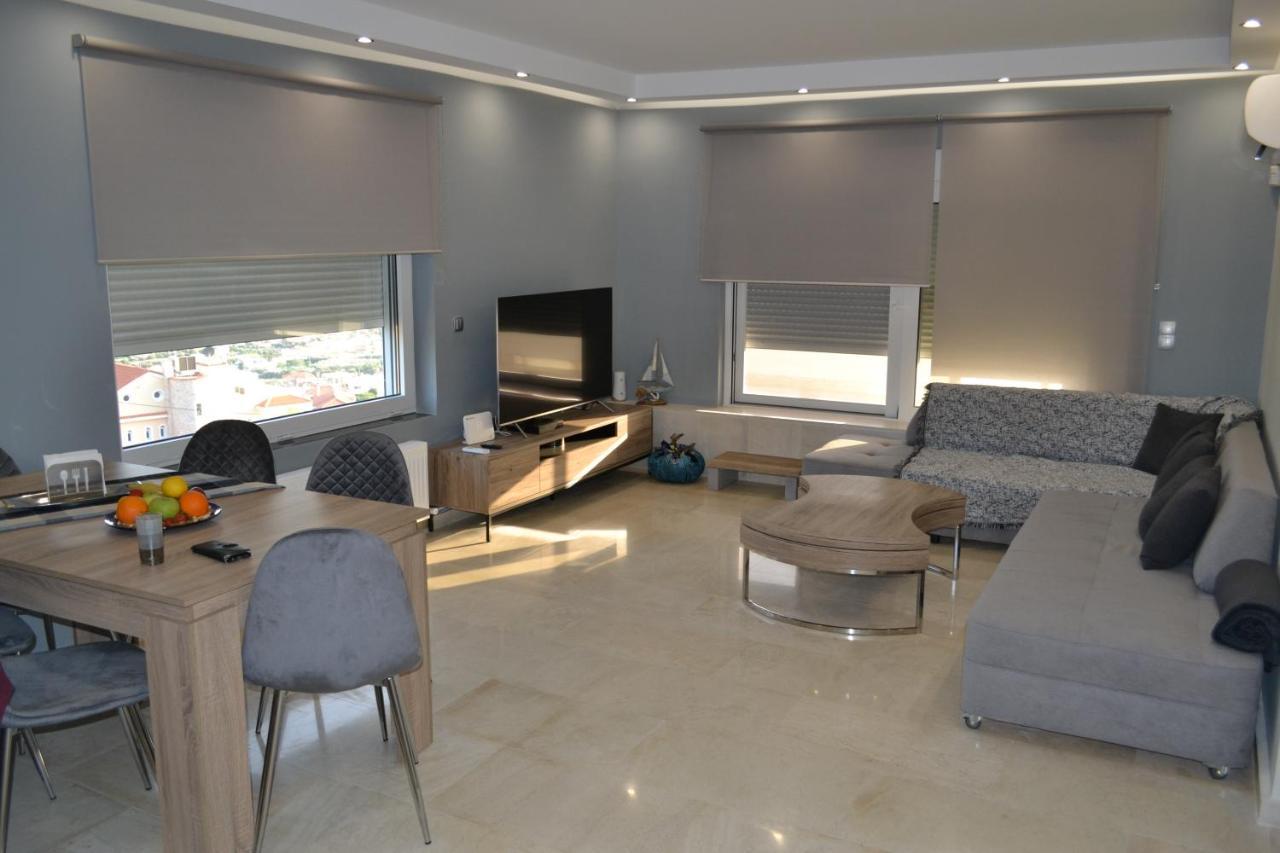 Stergiou Luxury Apartments With Shared Pool アナヴィソス エクステリア 写真